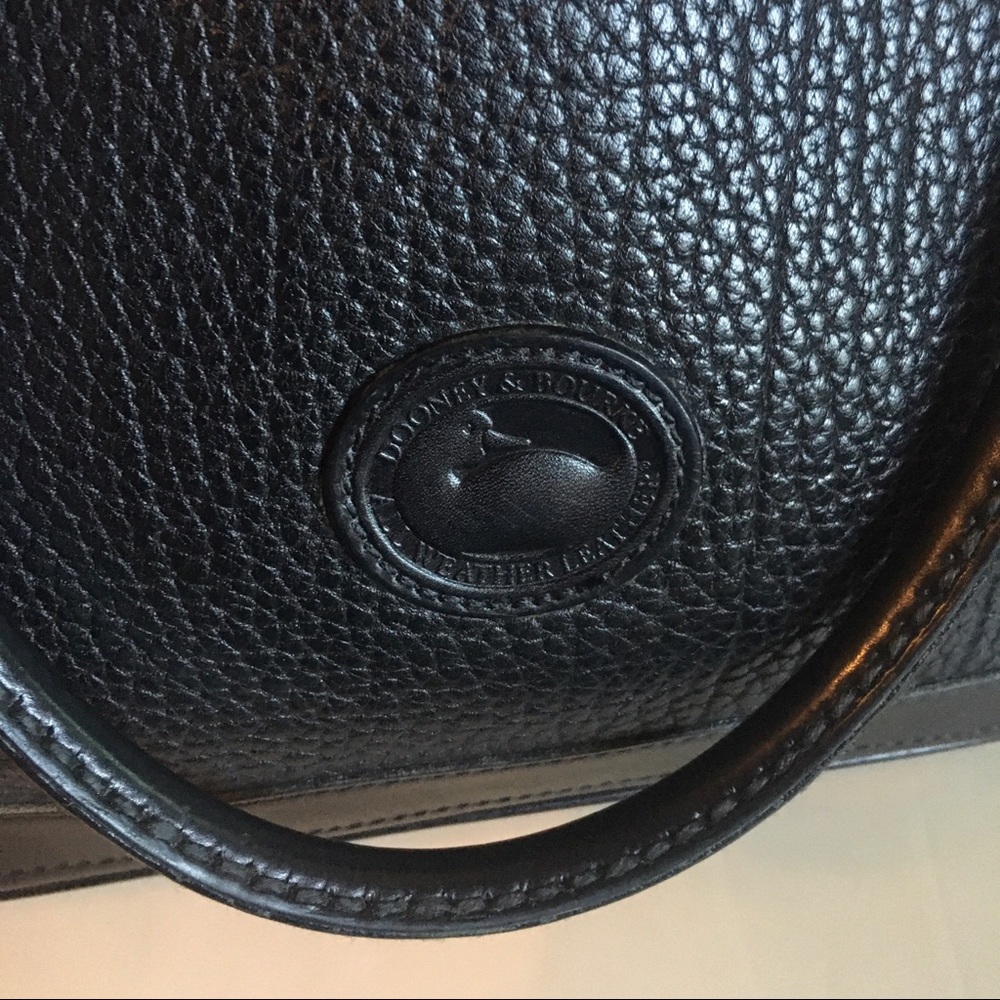 AWL Dooney & Bourke Medium Dome Bag - Picture 3 of 11